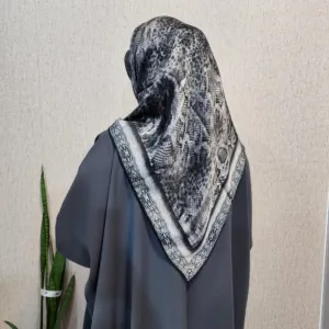 روسری ابریشم مامی مجلسی نجم بانو