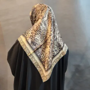 روسری پوست ماری ابریشم مامی مجلسی نجم بانو
